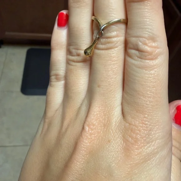 Vintage Avon Dangling Raindrop Ring - Picture 2 of 7